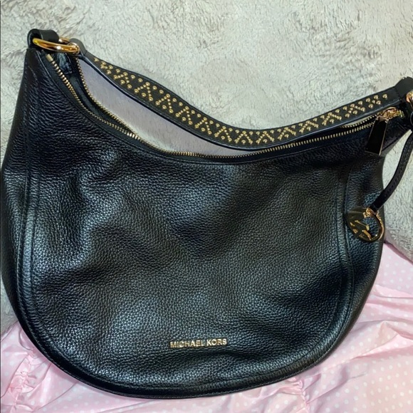 Michael Kors Handbags - Michael Kors purse